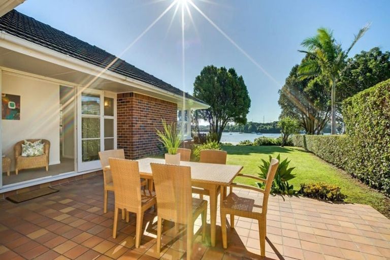 Photo of property in 37 Millen Avenue, Pakuranga, Auckland, 2010