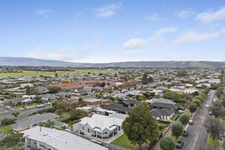 Photo of property in 1 Duke Street, Mosgiel, 9024