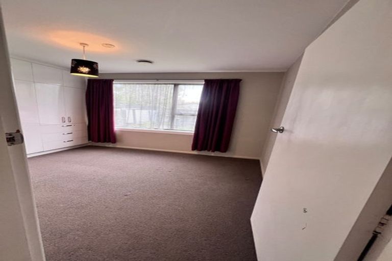 Photo of property in 5 Skerten Avenue, Hornby, Christchurch, 8042