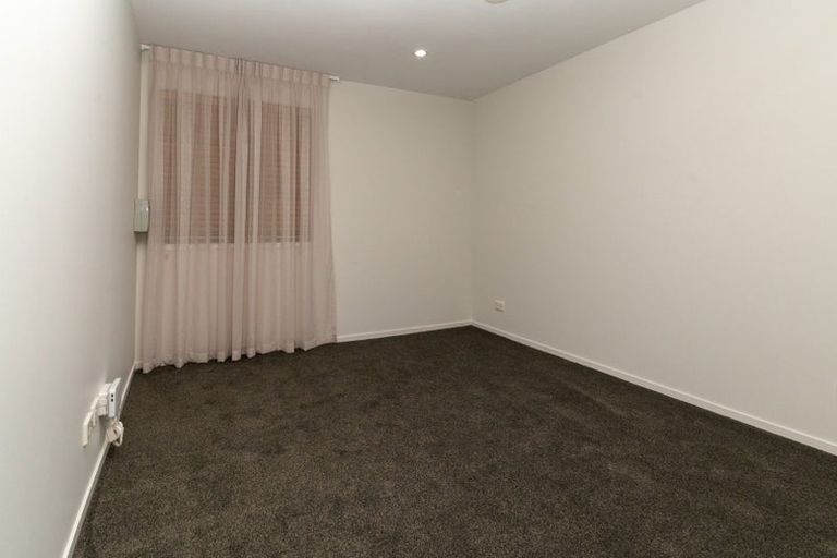 Photo of property in Bella Vista, 1g/84 Gunner Drive, Te Atatu Peninsula, Auckland, 0610