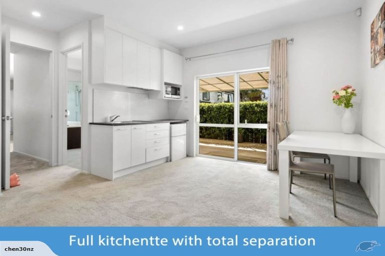 Photo of property in 309a Lake Road, Hauraki, Auckland, 0622