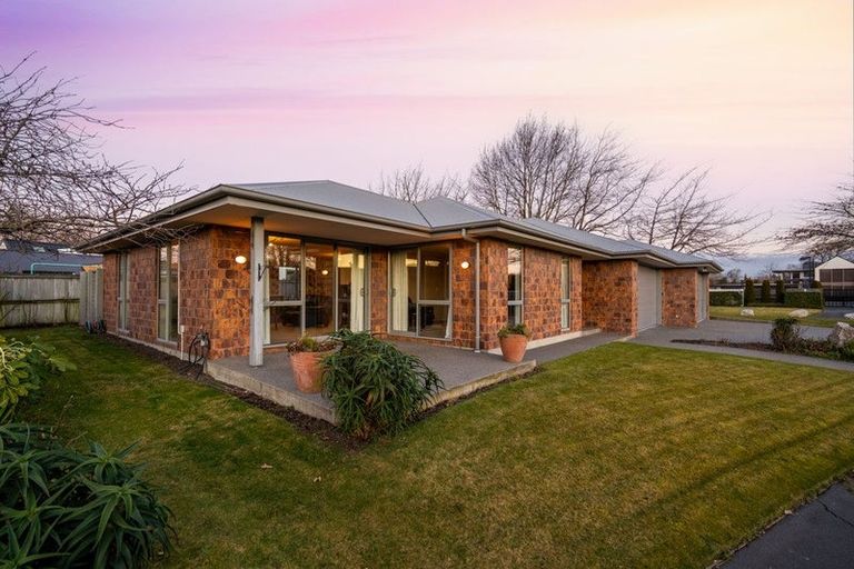 Photo of property in 6 Woodhurst Drive, Casebrook, Christchurch, 8051
