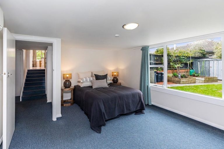 Photo of property in 90 Clyde Road, Ilam, Christchurch, 8041