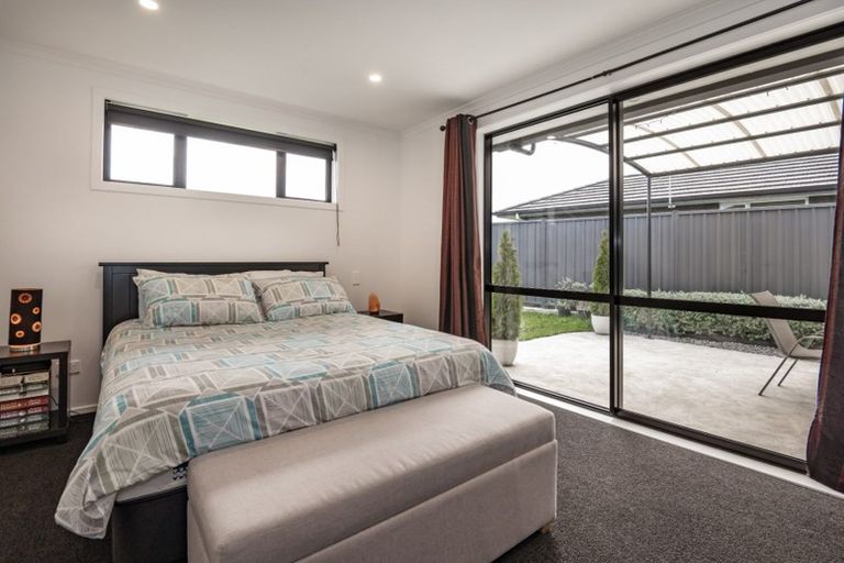 Photo of property in 15 Palgrave Avenue, Flaxmere, Hastings, 4120