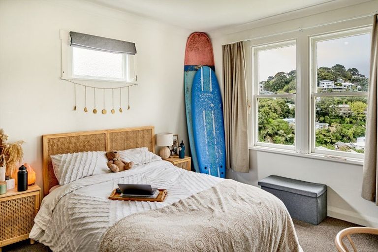 Photo of property in 24 Garden Road, Northland, Wellington, 6012