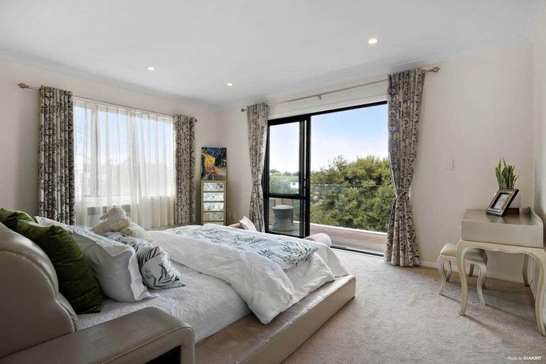 Photo of property in 44a Bannings Way, Hobsonville, Auckland, 0618