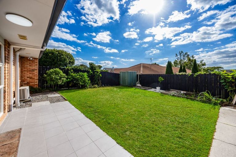 Photo of property in 24 Lime Crescent, Papakura, 2110