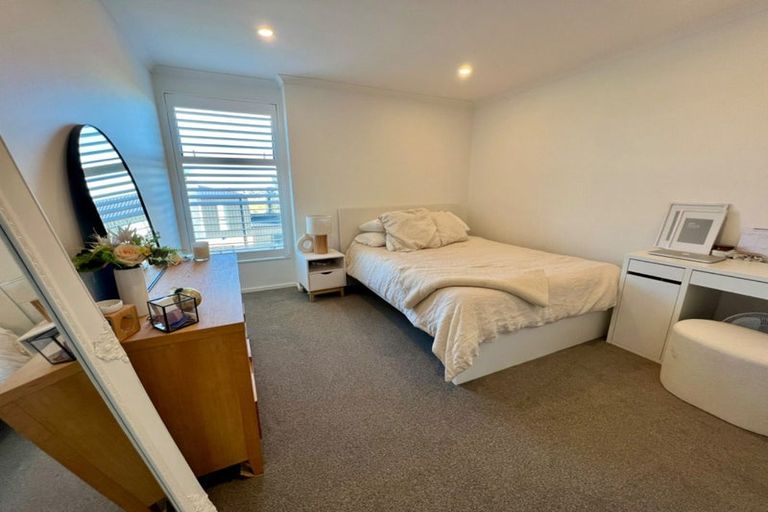 Photo of property in 4 Rutherford Street, Belmont, Auckland, 0622