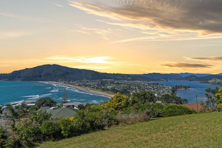 Photo of property in 279 Paku Drive, Tairua, 3508