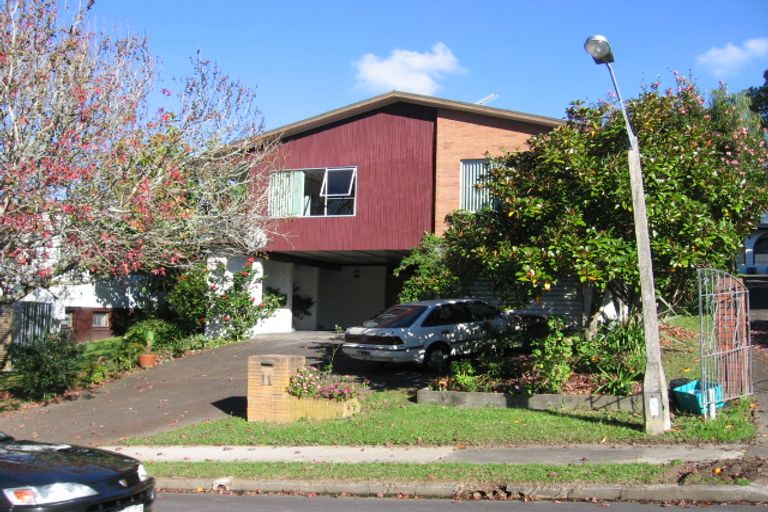 Photo of property in 11 Coromandel Crescent, Mairangi Bay, Auckland, 0630