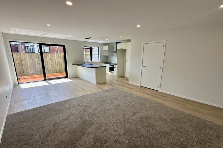 Photo of property in 17 Gibson Crescent, Naenae, Lower Hutt, 5011