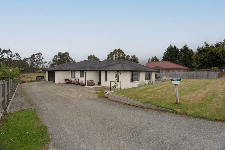 Photo of property in 12a Sussex Street, Weston, Oamaru, 9401