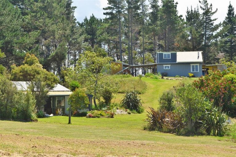 Photo of property in 357 Brooks Road, Waipu, 0582
