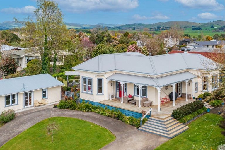 Photo of property in 142 Porangahau Road, Waipukurau, 4200