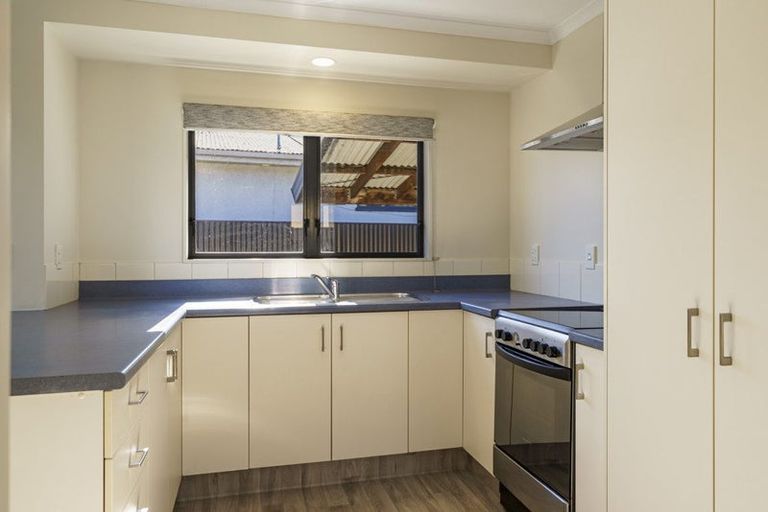 Photo of property in 227 Taradale Road, Pirimai, Napier, 4112