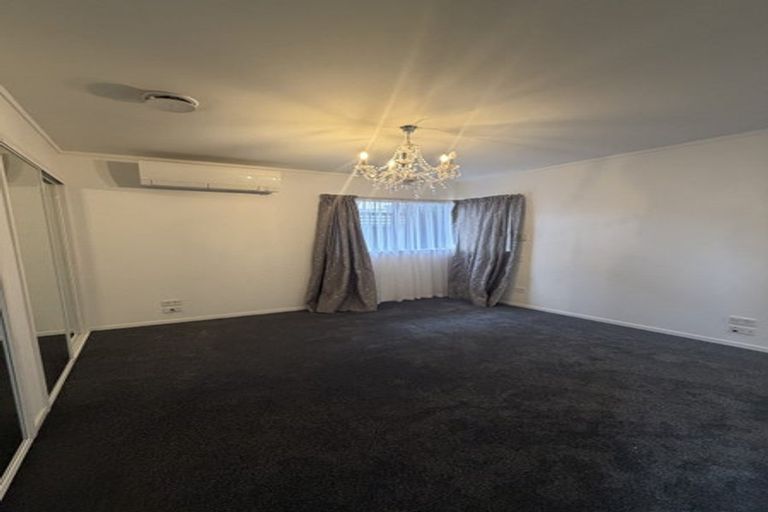 Photo of property in 5a Thurston Place, Bucklands Beach, Auckland, 2012
