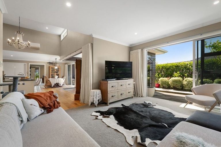 Photo of property in 31 Browns Drive, Waihi Beach, 3611