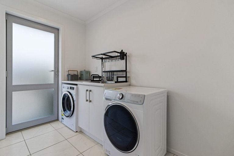 Photo of property in 41 Batten Drive, Flagstaff, Hamilton, 3210