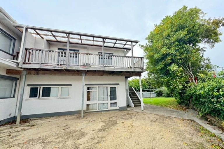 Photo of property in 16 Manuka Street, Hokowhitu, Palmerston North, 4410