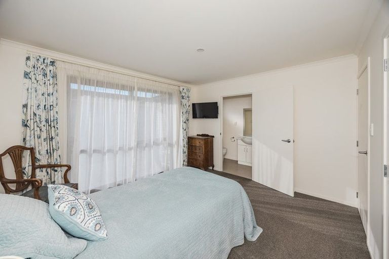 Photo of property in 6 Mersey Street, South Hill, Oamaru, 9400