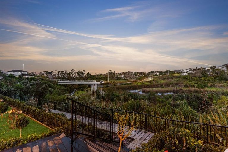 Photo of property in 14 Remuremu Street, Long Bay, Auckland, 0630