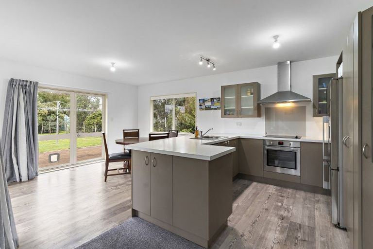 Photo of property in 56 Charles Street, Carterton, 5713