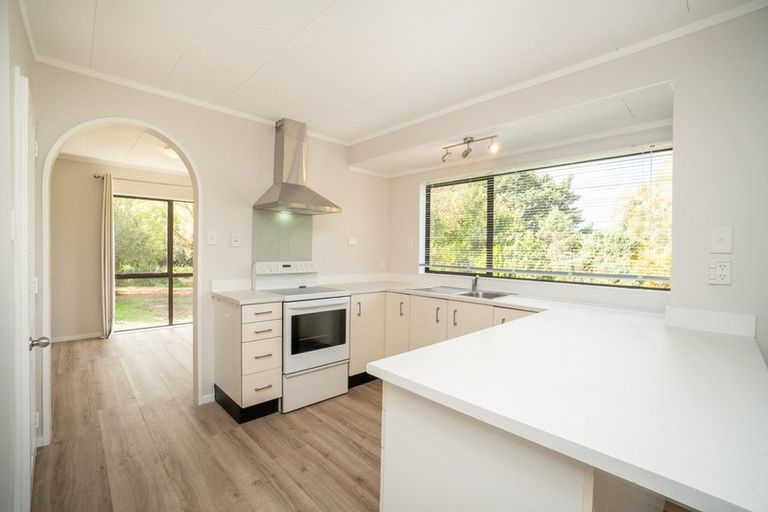 Photo of property in 765 Makerua Road, Tokomaru, Palmerston North, 4474