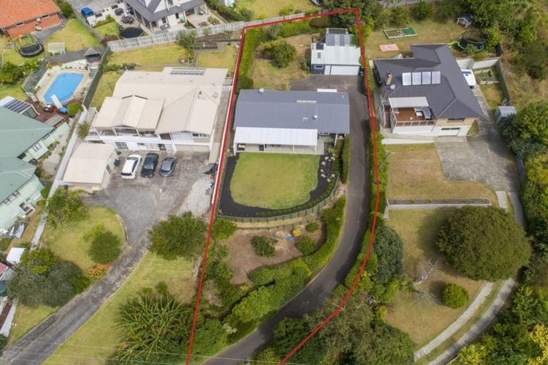 Photo of property in 18 Sutherland Road, Brookfield, Tauranga, 3110