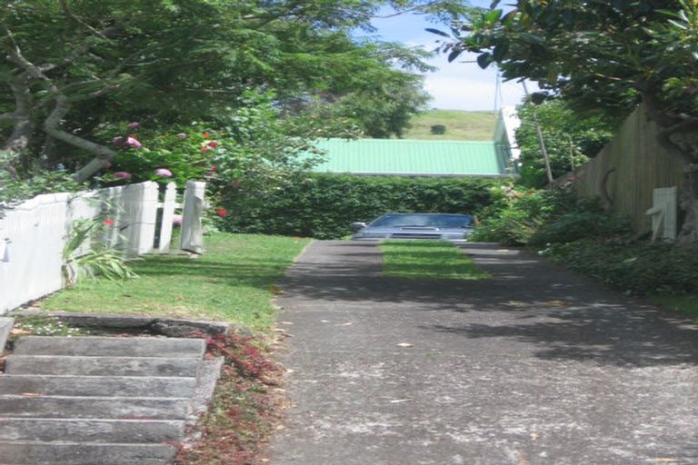 Photo of property in 17 Cambridge Terrace, Devonport, Auckland, 0624