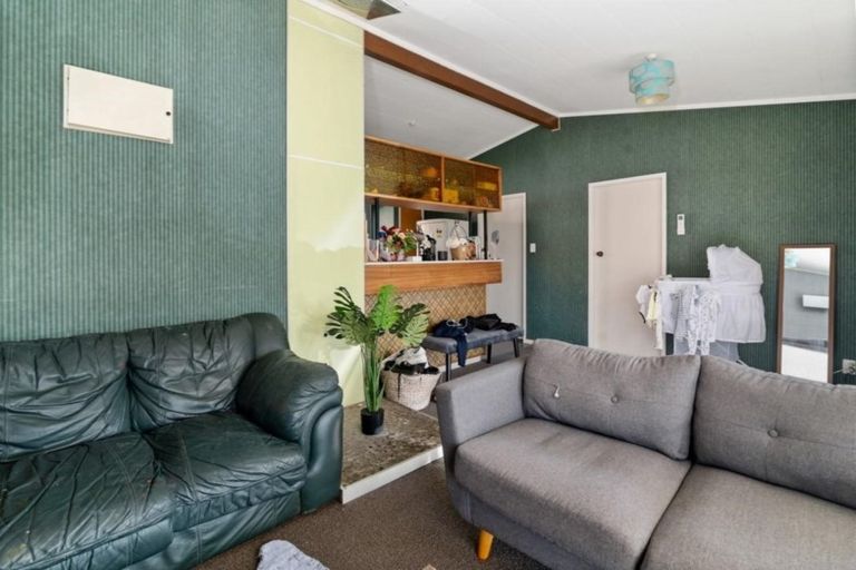 Photo of property in 61 Fairview Road, Western Heights, Rotorua, 3015