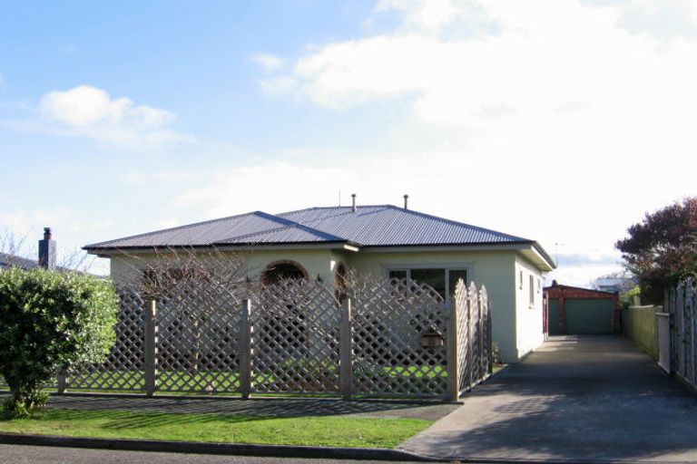 Photo of property in 58 Miro Street, Takaro, Palmerston North, 4410