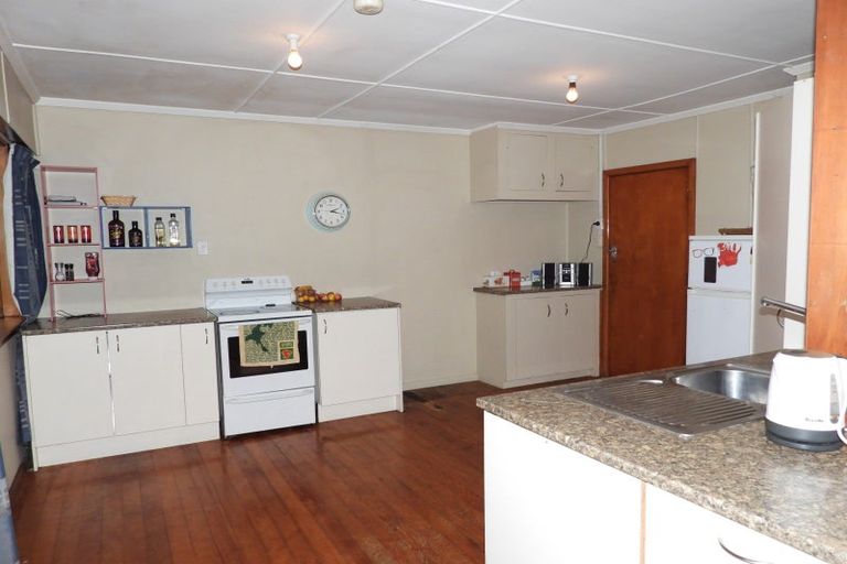 Photo of property in 420 Dunrobin Road, Fuchsia Creek, Oamaru, 9491