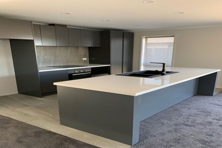 Photo of property in 9 Flack Street, Pyes Pa, Tauranga, 3112