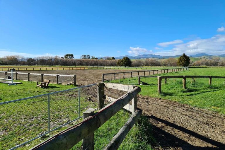 Photo of property in 42 Pigeon Valley Road, Wakefield, 7025