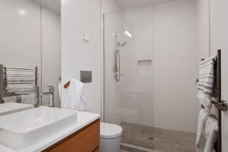 Photo of property in 49b Mcdougall Avenue, St Albans, Christchurch, 8014