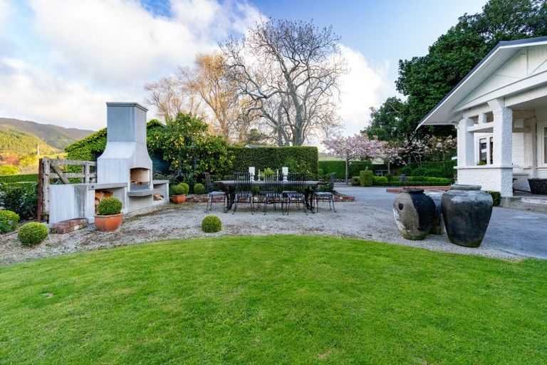 Photo of property in 132 South Manakau Road, Manakau, Otaki, 5583