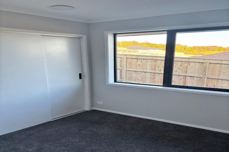 Photo of property in 31 Coptic Terrace, Pokeno, 2402