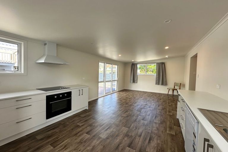 Photo of property in 172 Naenae Road, Naenae, Lower Hutt, 5011