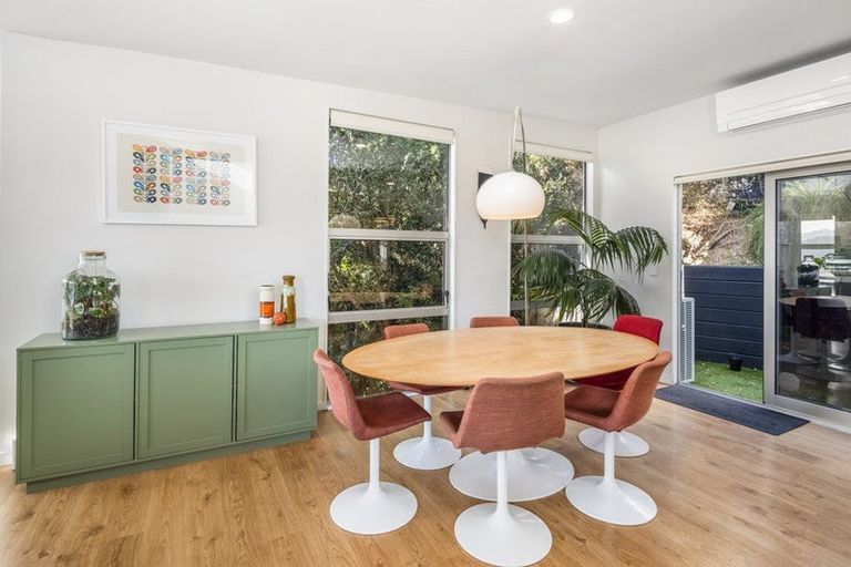 Photo of property in 121a Wexford Road, Miramar, Wellington, 6022