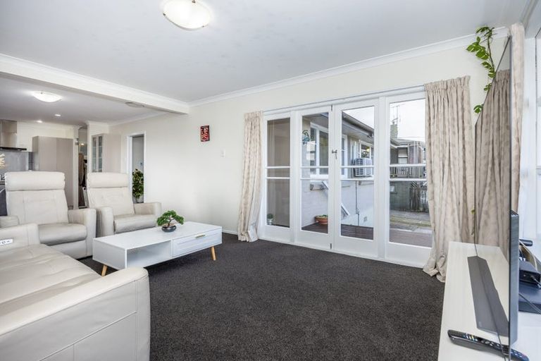 Photo of property in 17 Macdonald Road, Glenview, Hamilton, 3206