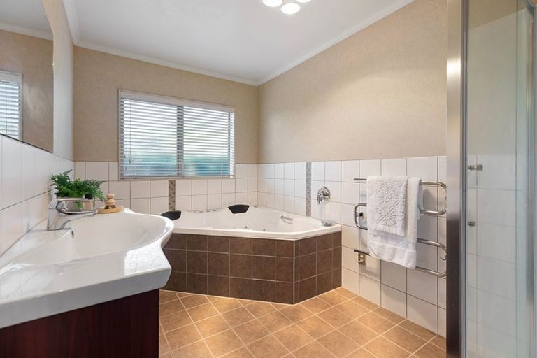 Photo of property in 35 Santa Cruz Drive, Papamoa Beach, Papamoa, 3118