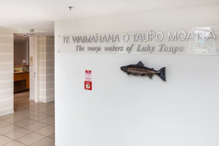 Photo of property in 7/2 Lowell Place, Waipahihi, Taupo, 3330