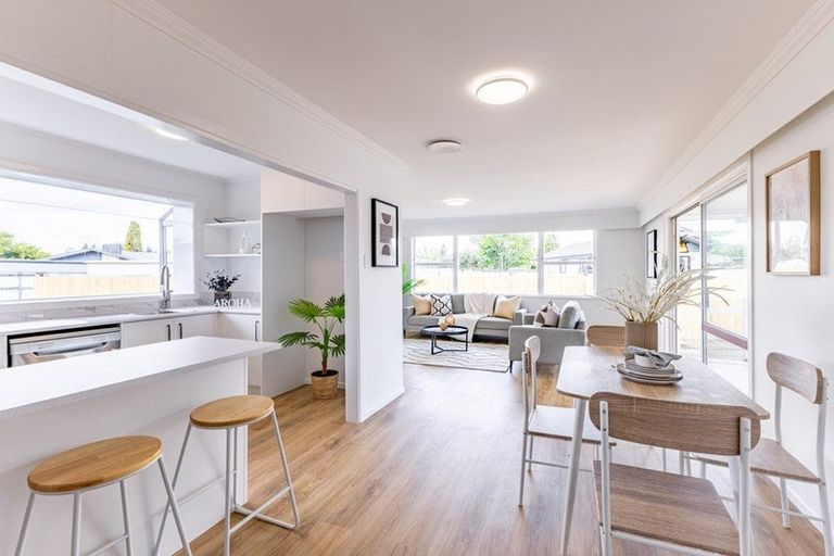 Photo of property in 56 Bremworth Avenue, Dinsdale, Hamilton, 3204