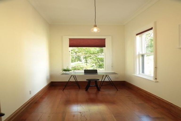 Photo of property in 34 Weld Street, Wadestown, Wellington, 6012