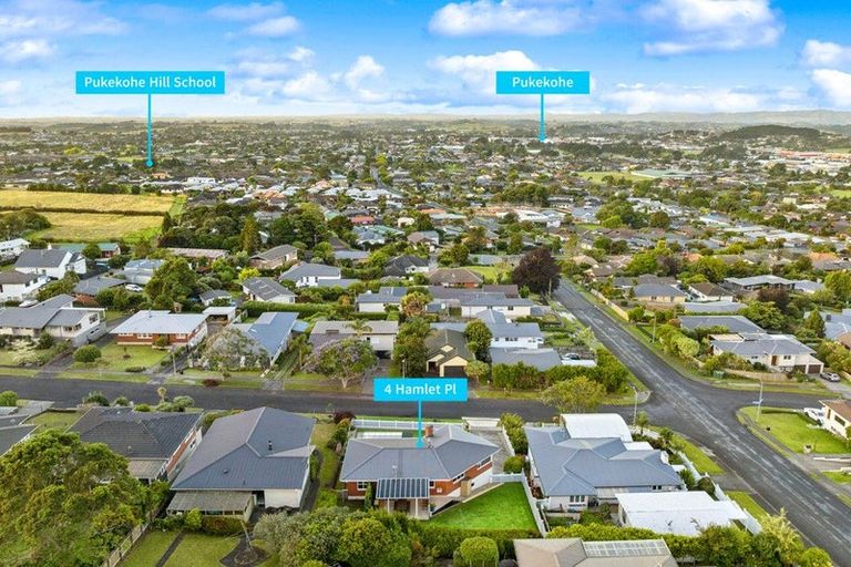 Photo of property in 4 Hamlet Place, Pukekohe, 2120