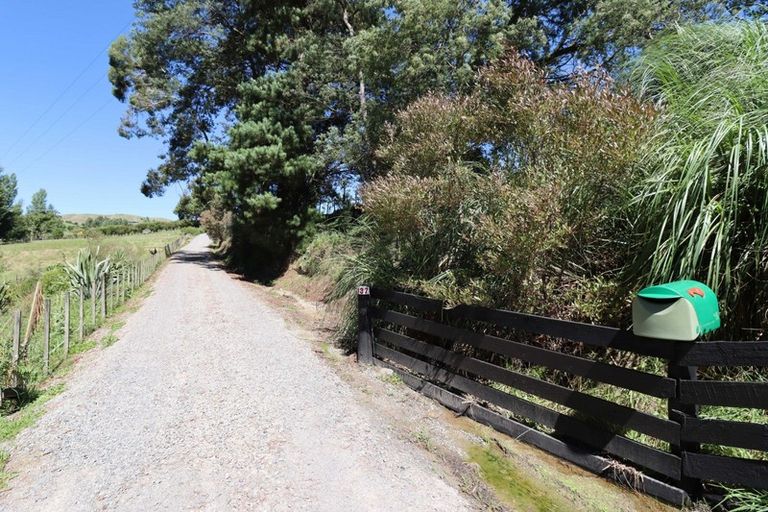 Photo of property in 137 Lees Pakaraka Road, Te Ore Ore, Masterton, 5886