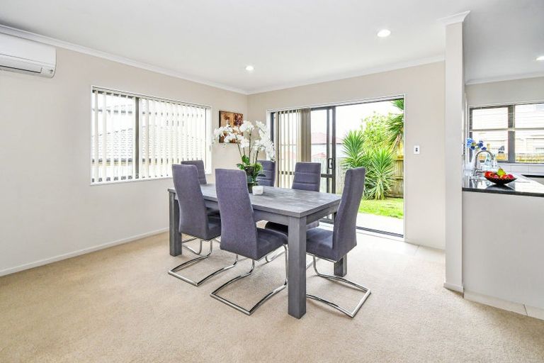 Photo of property in 17 Kokako Rise, Papakura, 2110