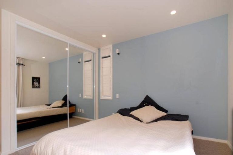 Photo of property in 16 Castor Bay Road, Castor Bay, Auckland, 0620