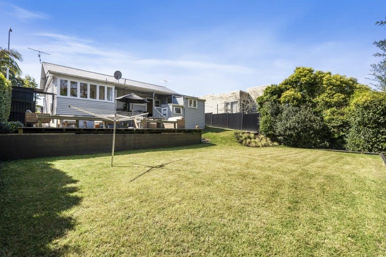 Photo of property in 1018 Great North Road, Point Chevalier, Auckland, 1022