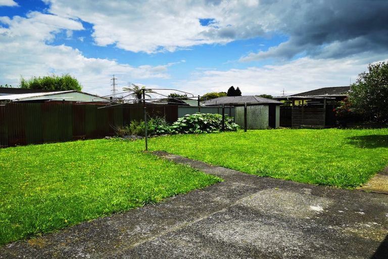 Photo of property in 4 Marybeth Place, Rosehill, Papakura, 2113